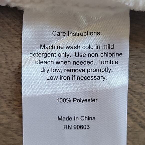 Holiday Festive JOY Throw Blanket White 50" x 60" Colorful Letters - Picture 5 of 5